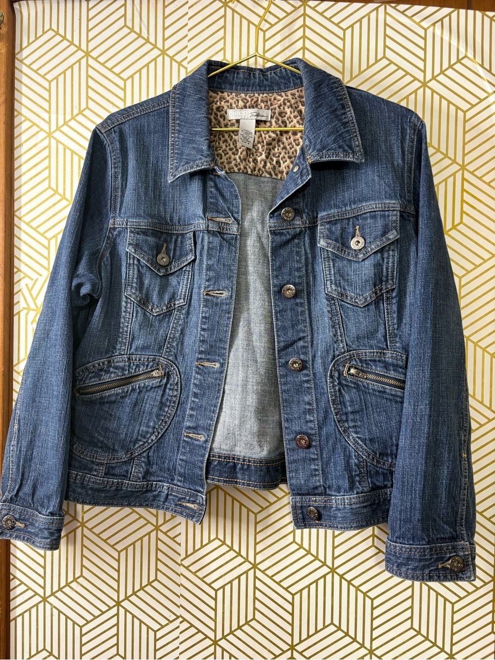 Chico’s PlatinumJean Jacket Chicos 2  size 12 Large
